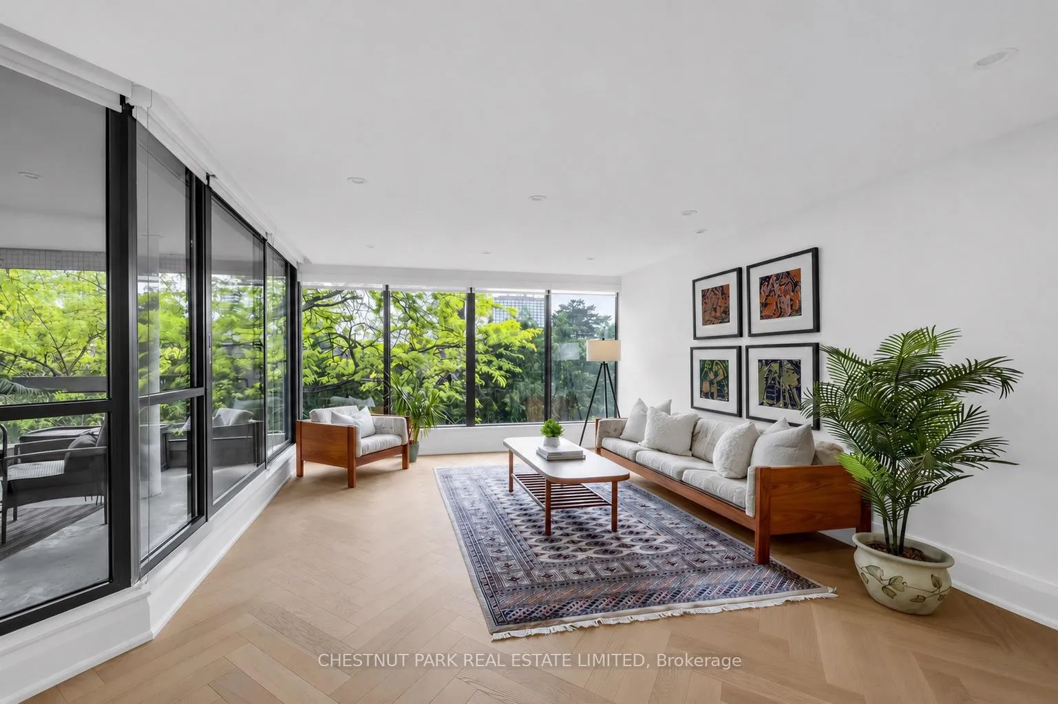 Photo 23 of Unit PH 405, 2545 Bloor Street W, Toronto, High Park-Swansea — HOMEH