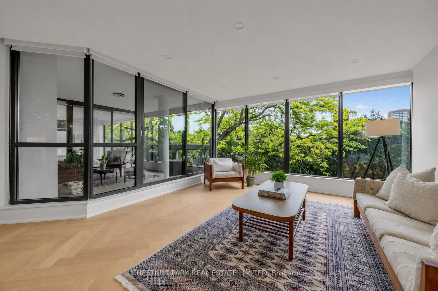 Photo 24 of Unit PH 405, 2545 Bloor Street W, Toronto, High Park-Swansea — HOMEH