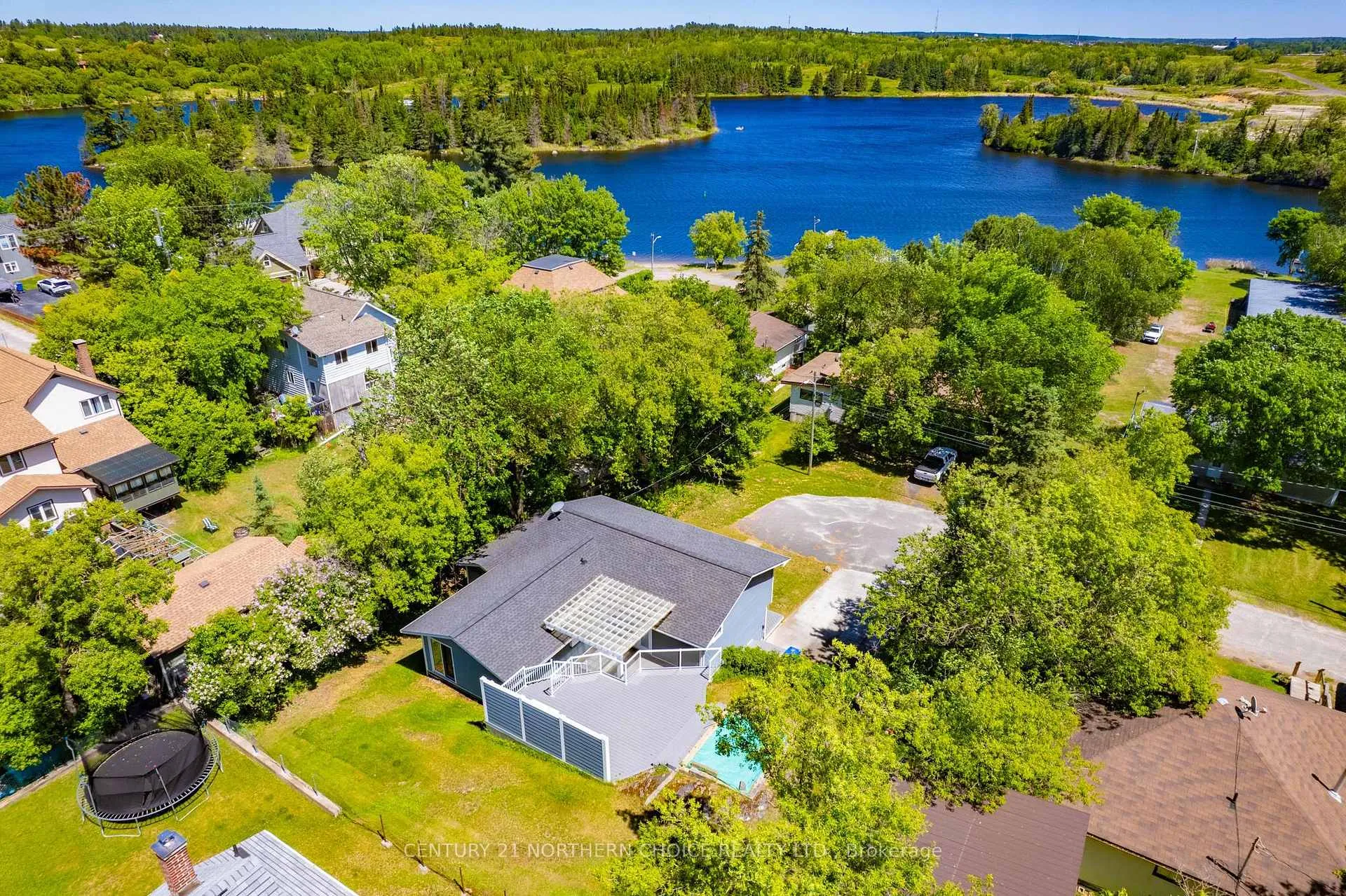 Photo 3 of 316 Belle Avenue, Kenora, Keewatin — HOMEH