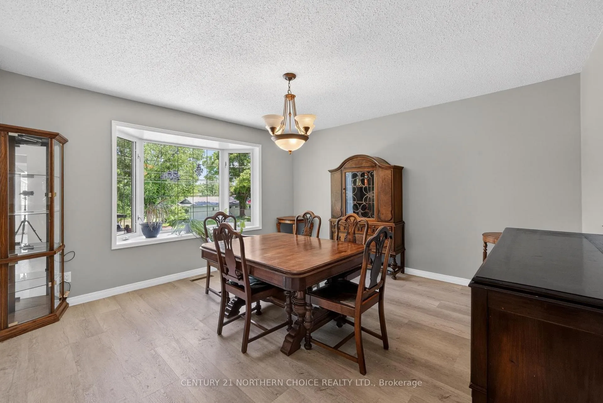Photo 8 of 316 Belle Avenue, Kenora, Keewatin — HOMEH