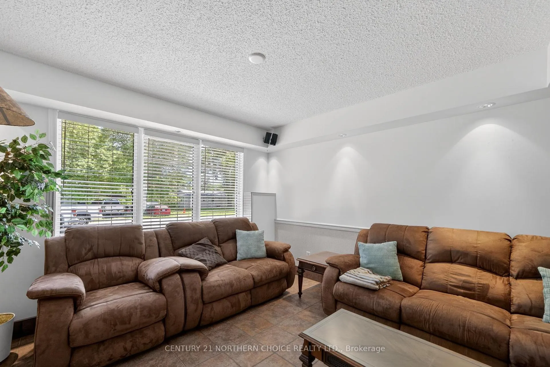 Photo 29 of 316 Belle Avenue, Kenora, Keewatin — HOMEH