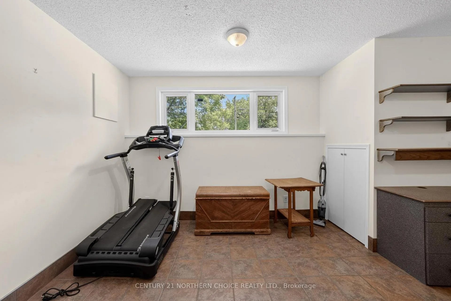 Photo 36 of 316 Belle Avenue, Kenora, Keewatin — HOMEH