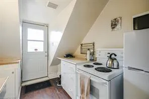 Photo 29 of 270 Queen Street S, Hamilton, Kirkendall — HOMEH