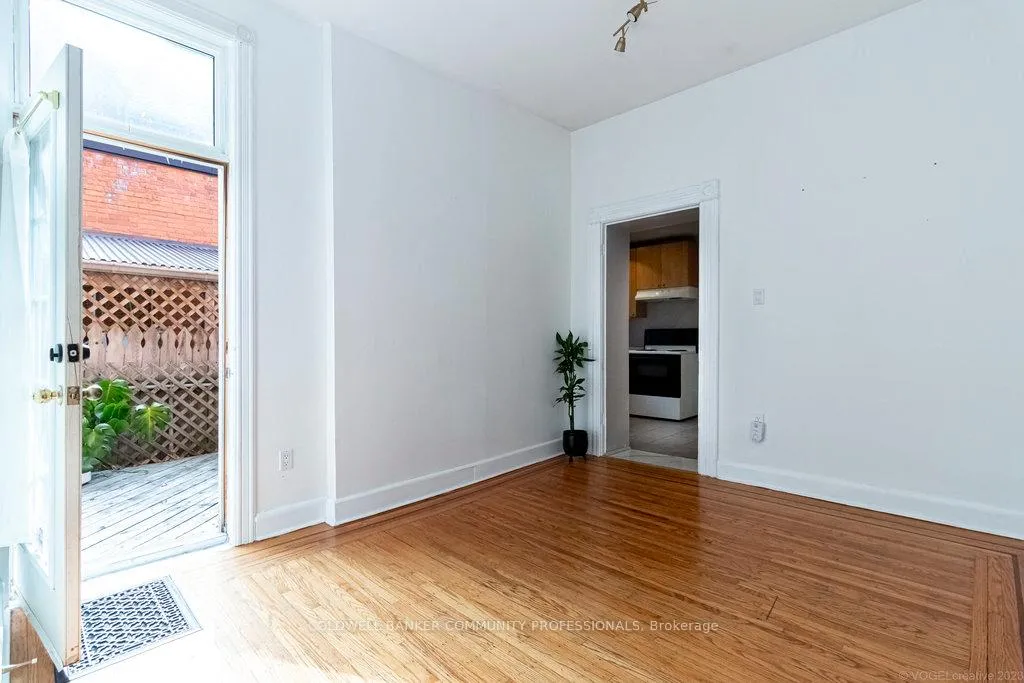 Photo 37 of 270 Queen Street S, Hamilton, Kirkendall — HOMEH