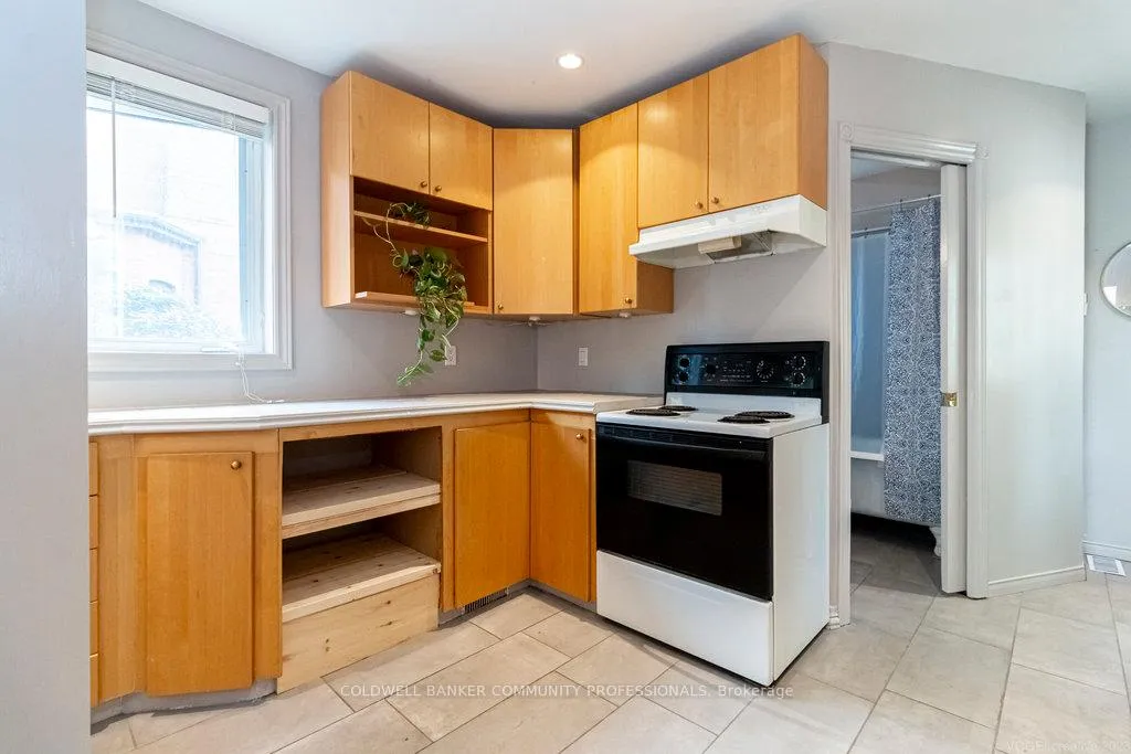 Photo 38 of 270 Queen Street S, Hamilton, Kirkendall — HOMEH