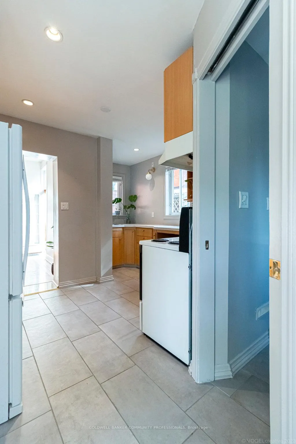 Photo 41 of 270 Queen Street S, Hamilton, Kirkendall — HOMEH
