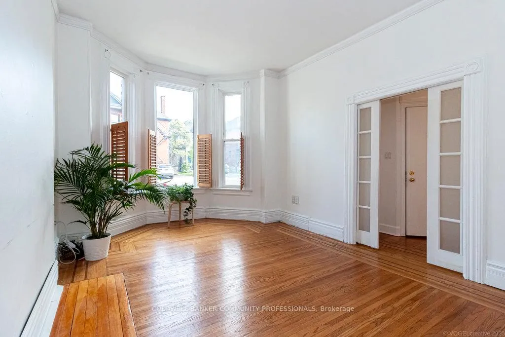Photo 45 of 270 Queen Street S, Hamilton, Kirkendall — HOMEH