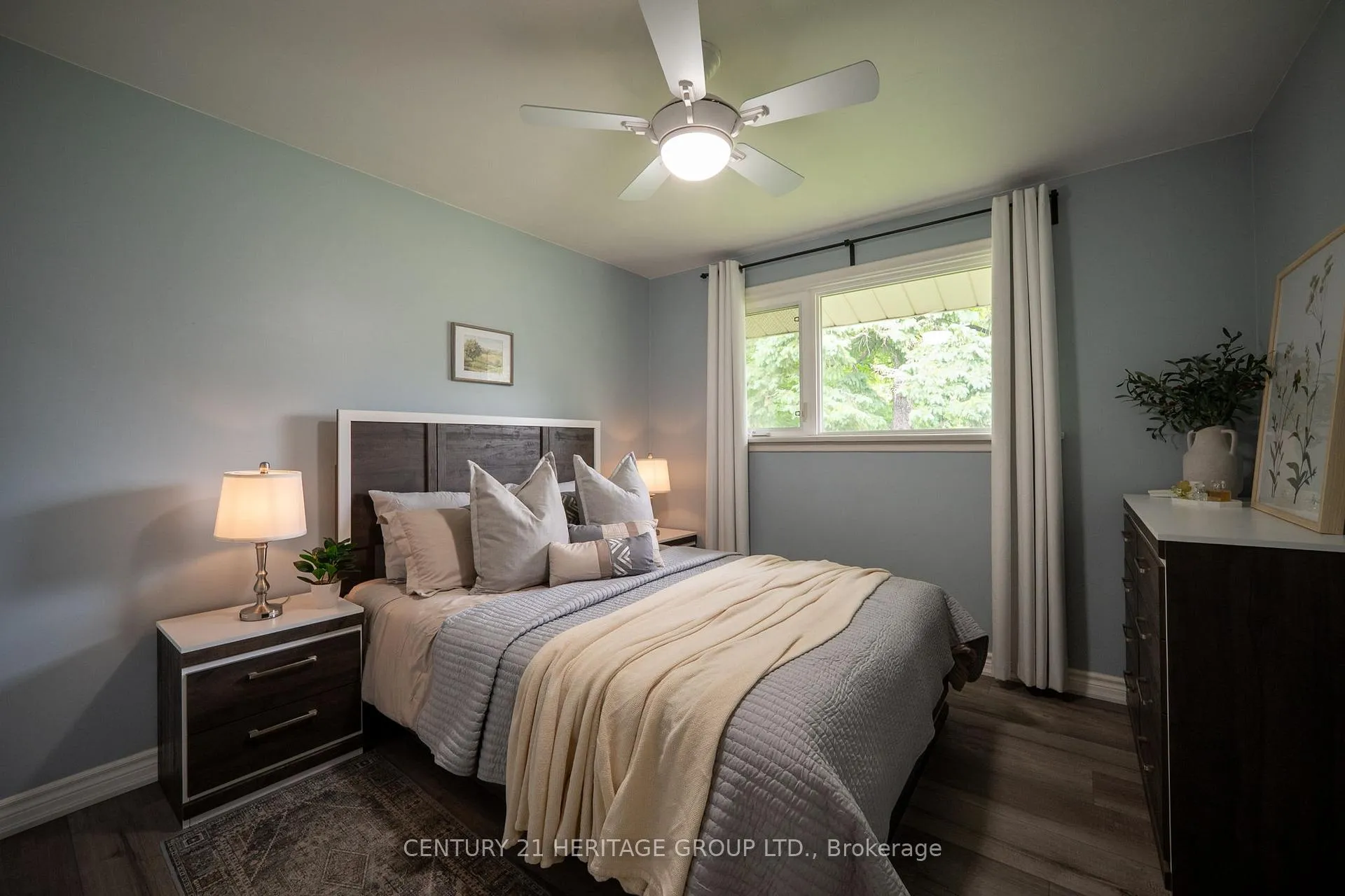 Photo 22 of 9 Kingslea Drive, Hamilton, Huntington — HOMEH