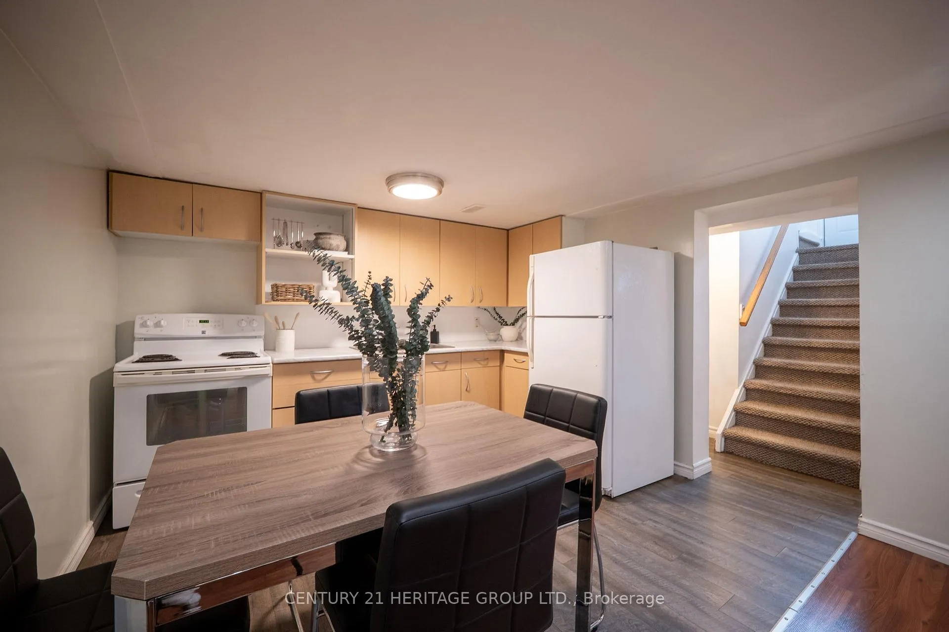 Photo 30 of 9 Kingslea Drive, Hamilton, Huntington — HOMEH