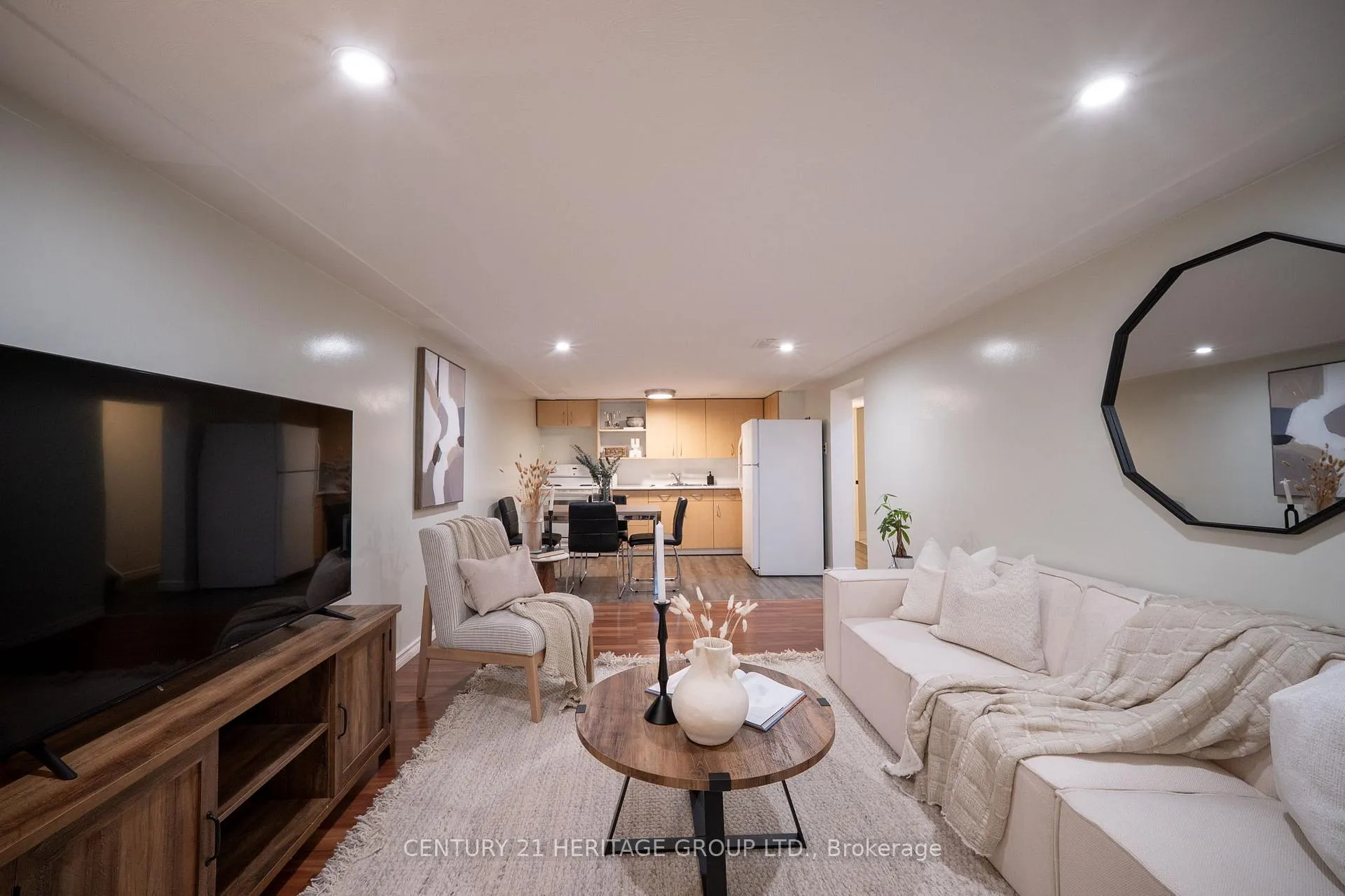 Photo 33 of 9 Kingslea Drive, Hamilton, Huntington — HOMEH