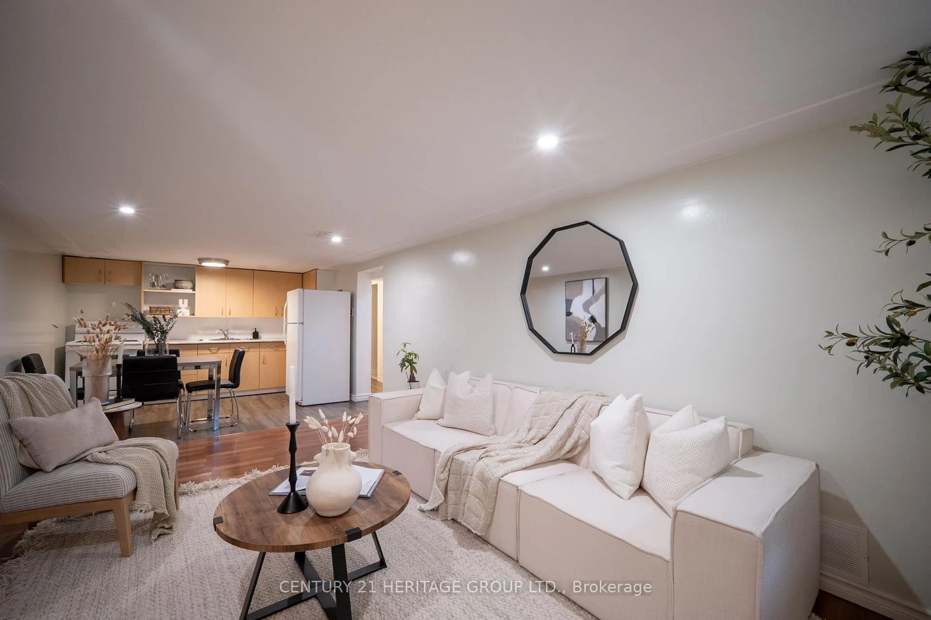 Photo 34 of 9 Kingslea Drive, Hamilton, Huntington — HOMEH