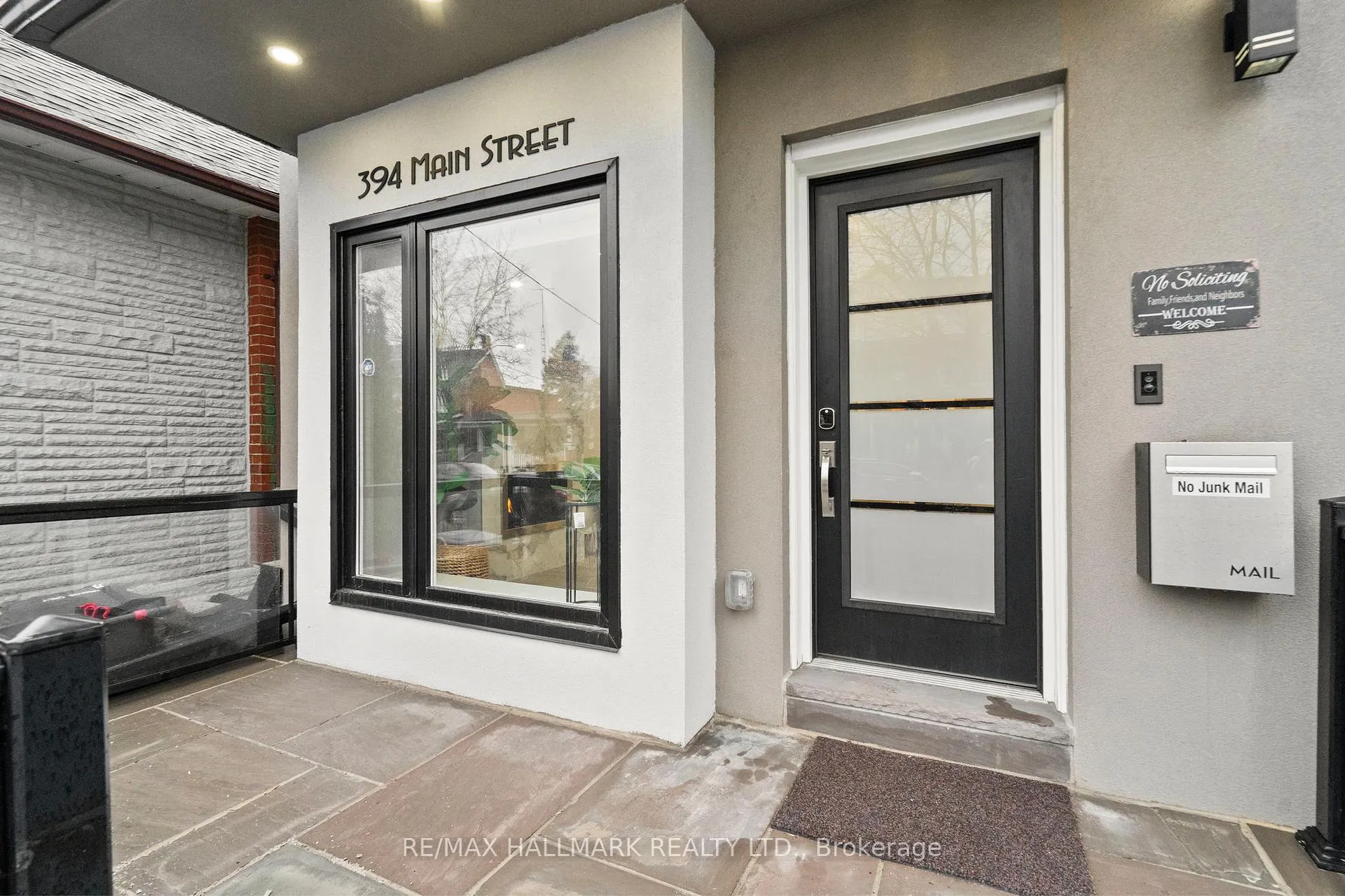 Photo 2 of 394 Main Street, Toronto, Woodbine-Lumsden — HOMEH