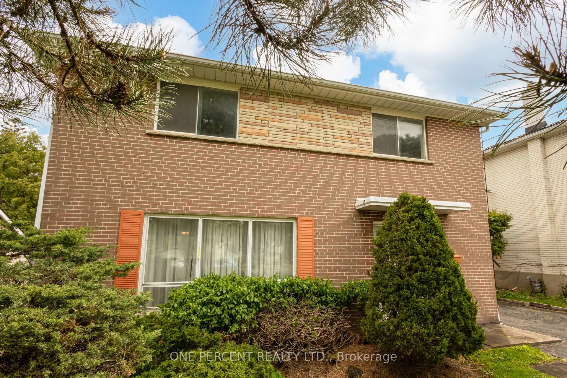 Photo 3 of 79 Grandview Avenue, Markham, Grandview — HOMEH