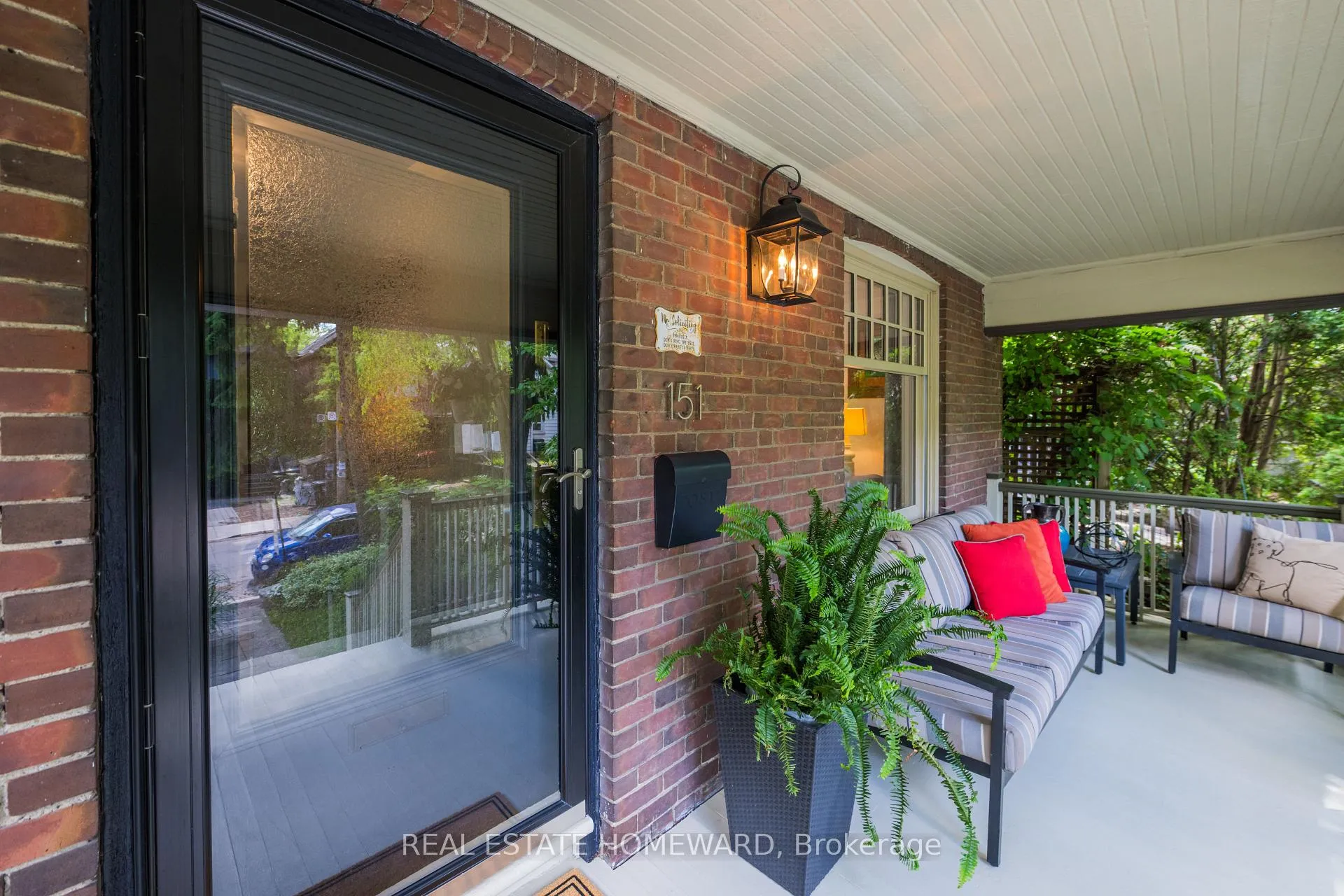 Photo 4 of 151 Waverley Road, Toronto, The Beaches — HOMEH
