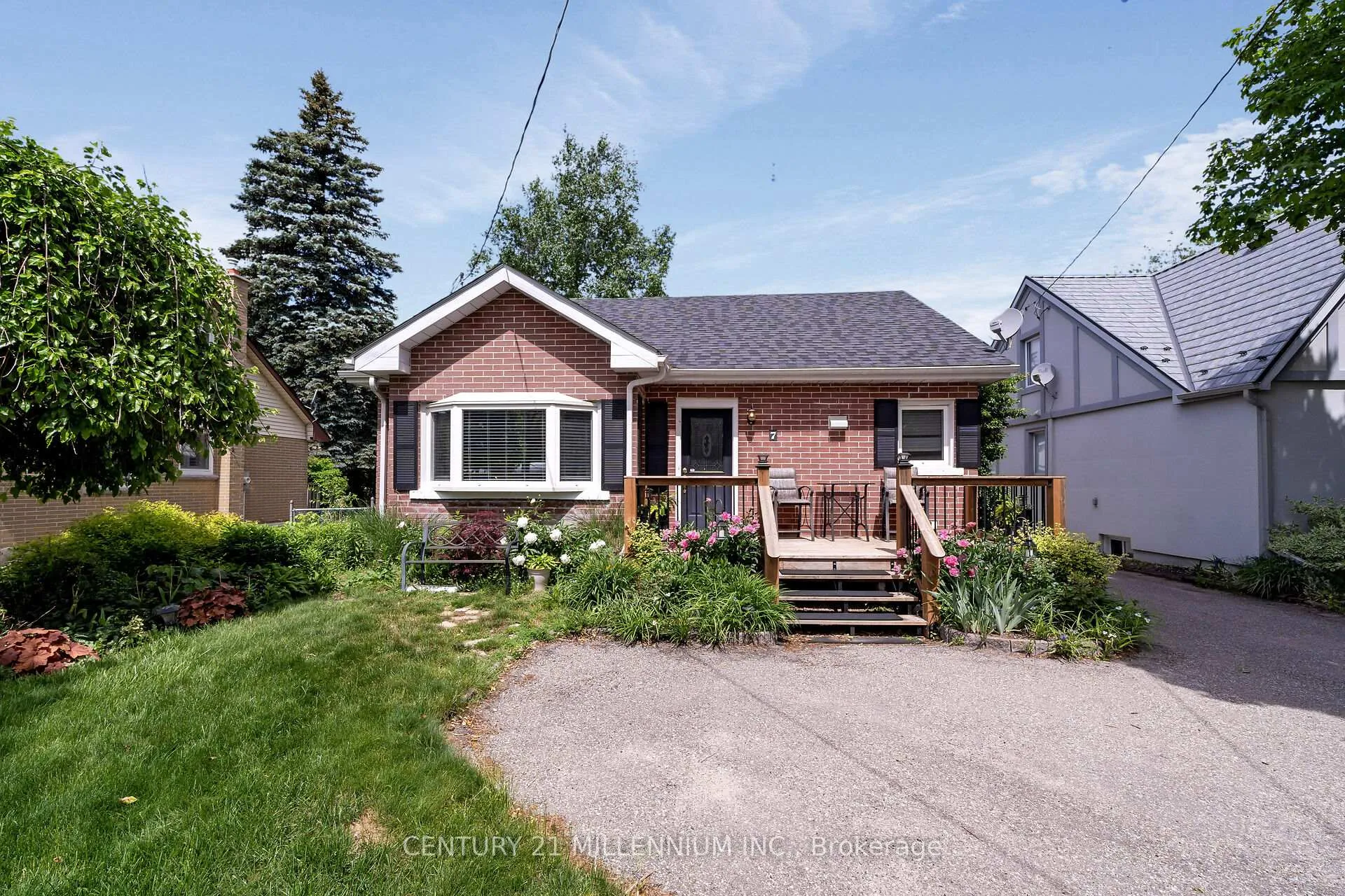 Photo 3 of 7 Dundas Street W, Erin — HOMEH