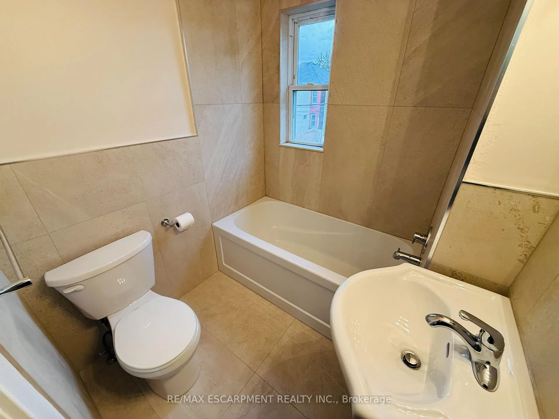Photo 22 of 24 Somerset Avenue, Hamilton, Stipley — HOMEH