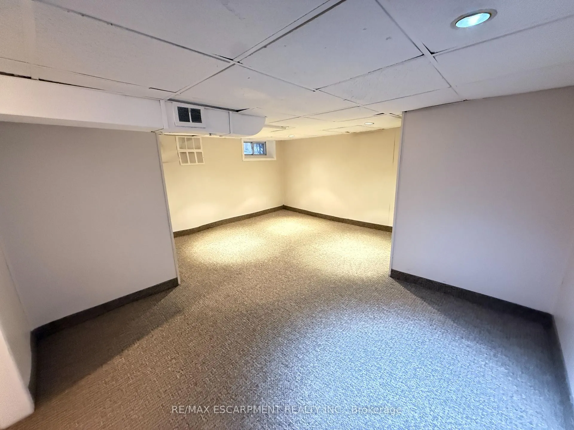 Photo 23 of 24 Somerset Avenue, Hamilton, Stipley — HOMEH