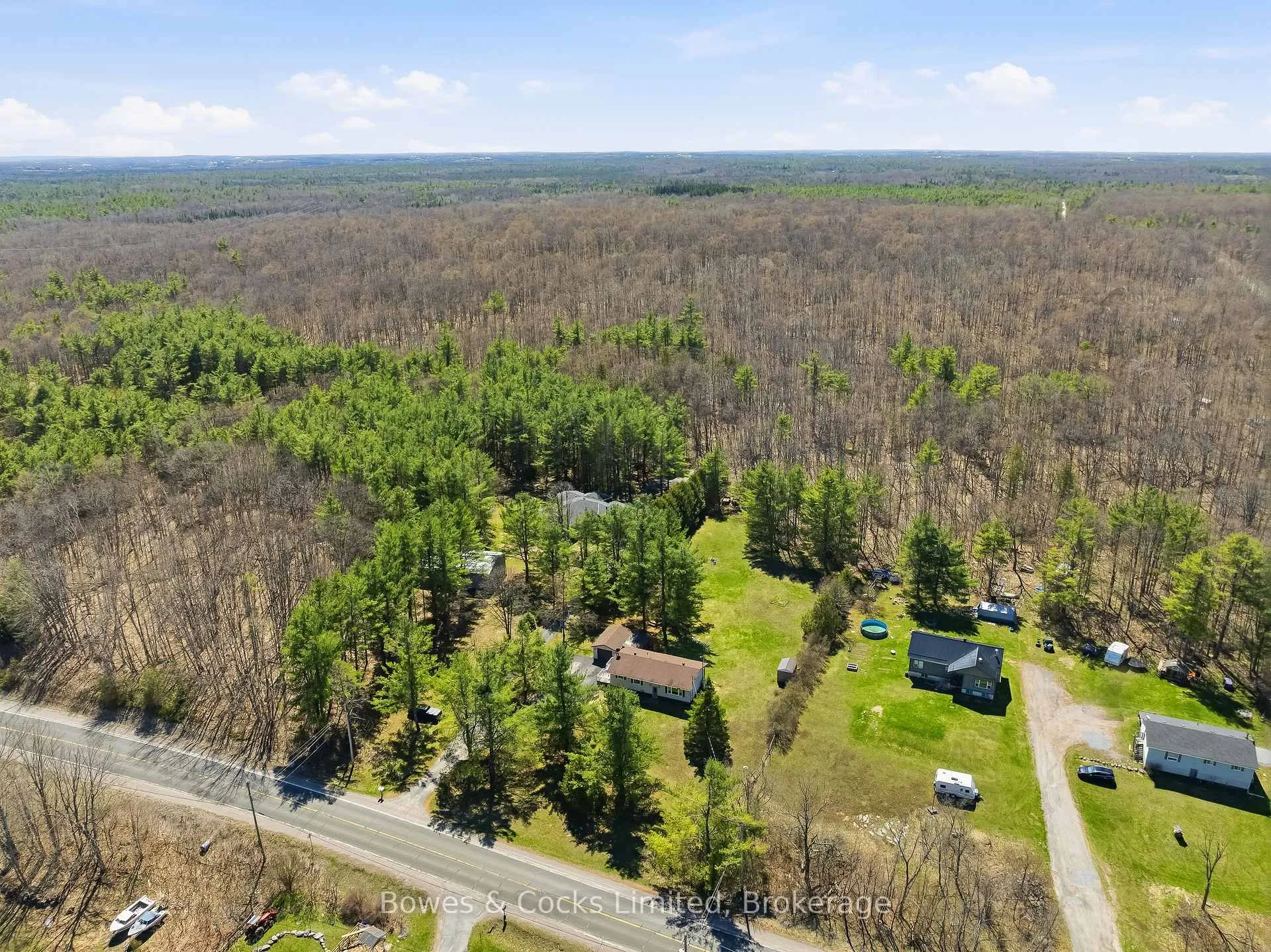 Photo 6 of 1044 County Road 40, Douro-Dummer — HOMEH
