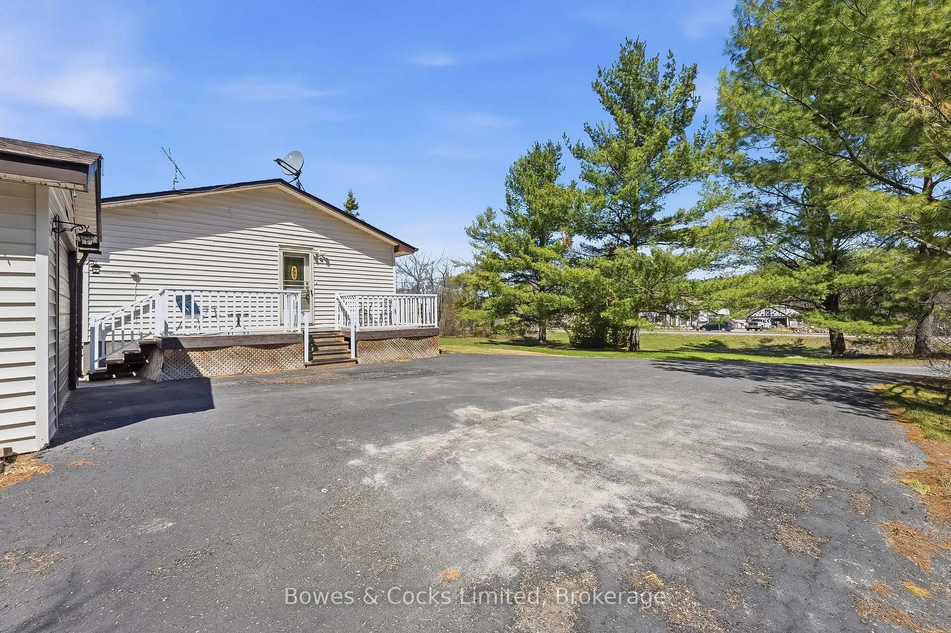 Photo 9 of 1044 County Road 40, Douro-Dummer — HOMEH