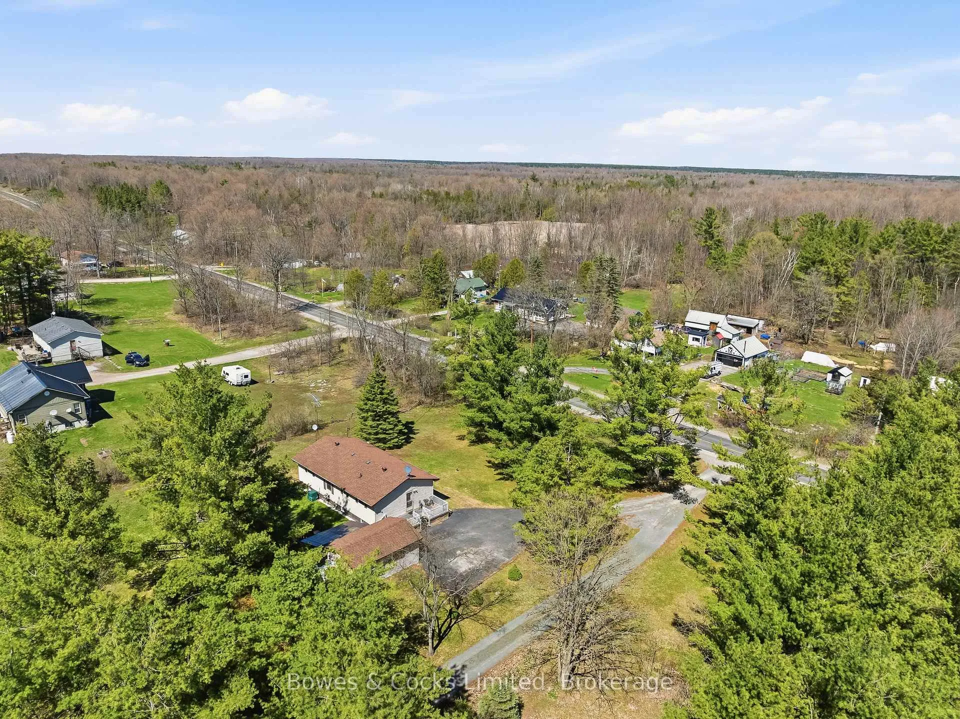 Photo 50 of 1044 County Road 40, Douro-Dummer — HOMEH