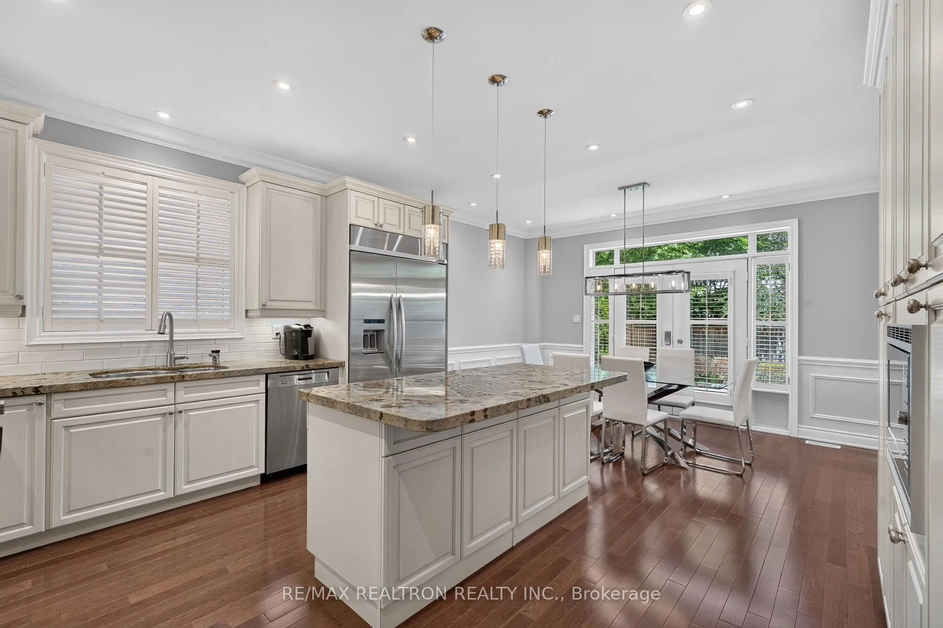 Photo 30 of 189 Cook's Mill Crescent, Vaughan, Patterson — HOMEH