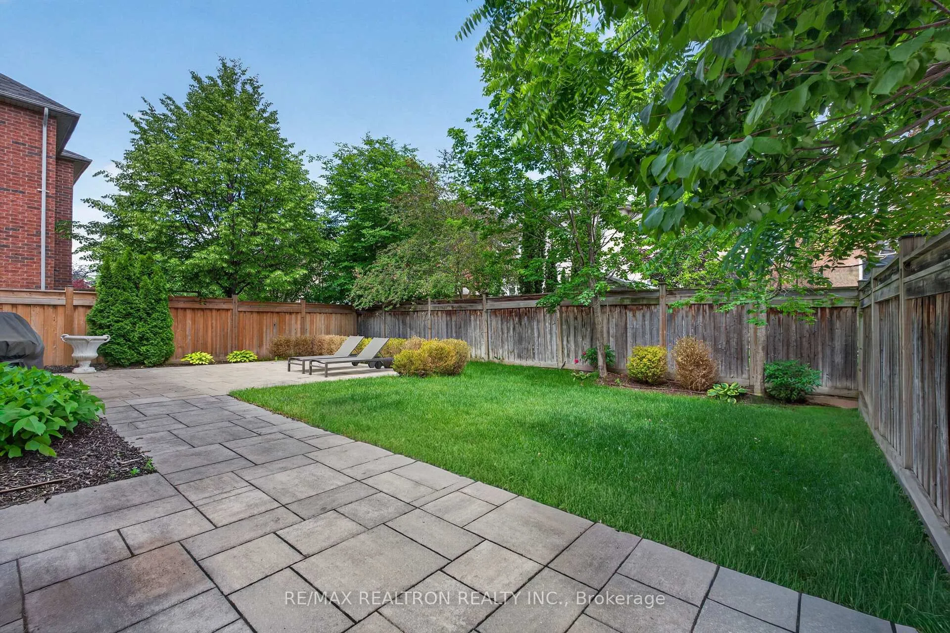 Photo 47 of 189 Cook's Mill Crescent, Vaughan, Patterson — HOMEH