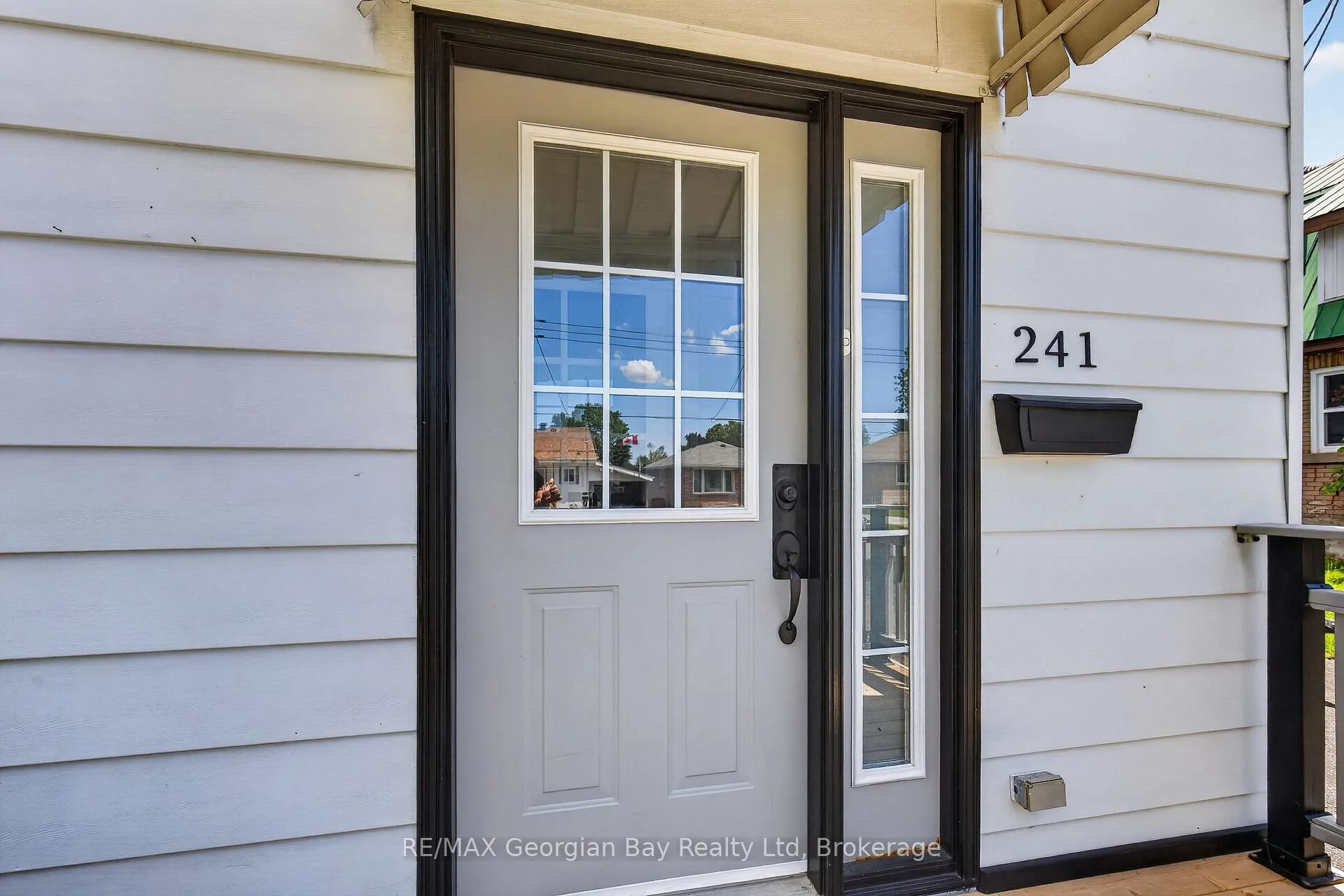 Photo of 241 Donalda Street