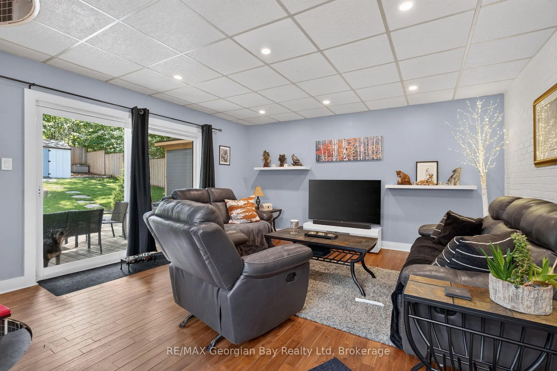 Photo 10 of 241 Donalda Street, Midland — HOMEH
