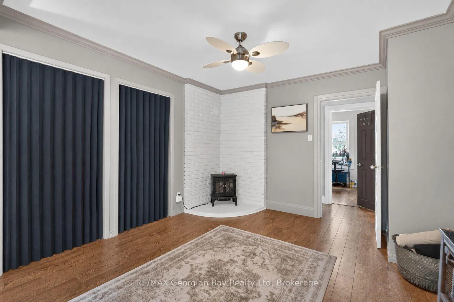 Photo 16 of 241 Donalda Street, Midland — HOMEH