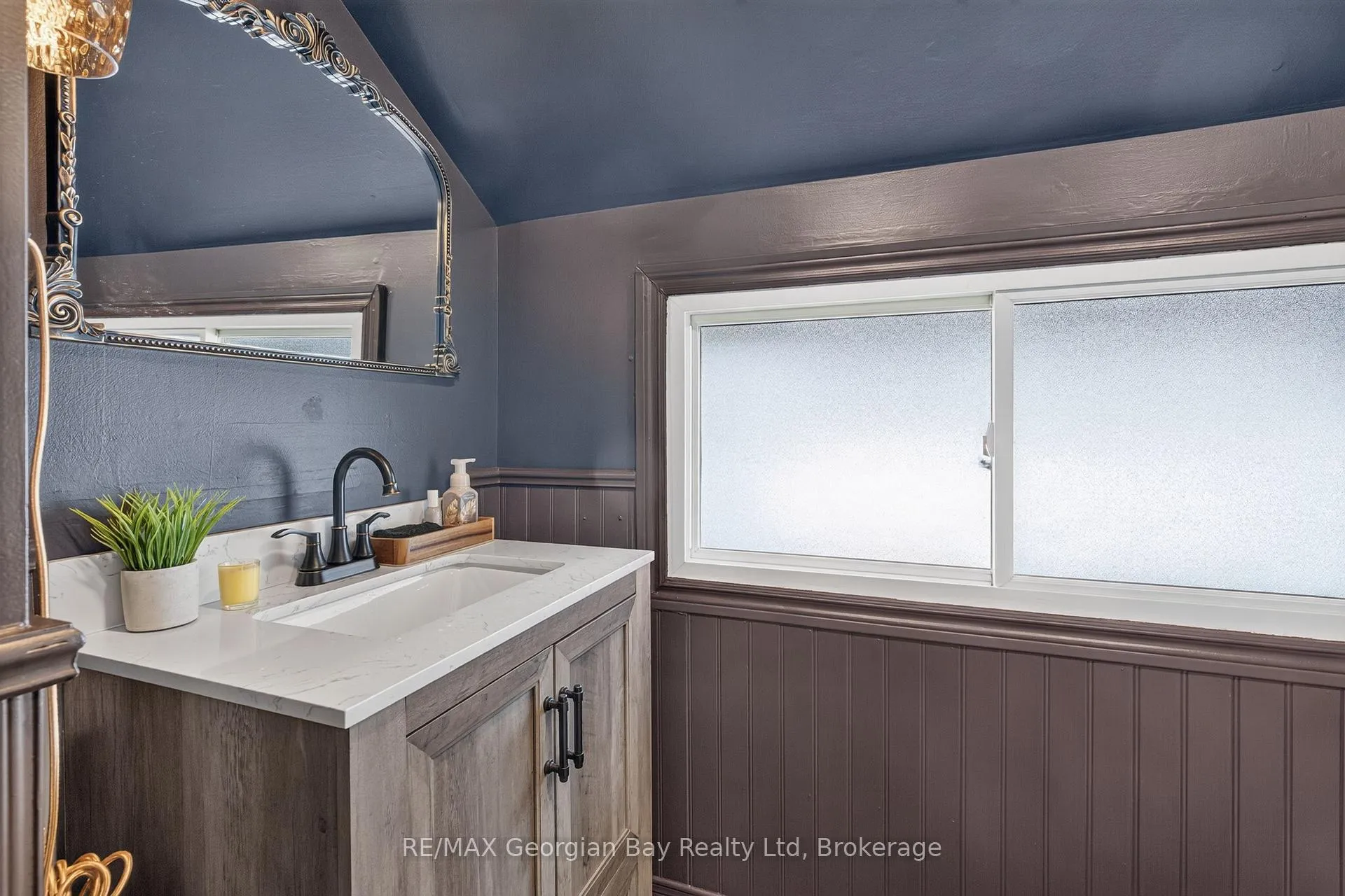 Photo 19 of 241 Donalda Street, Midland — HOMEH