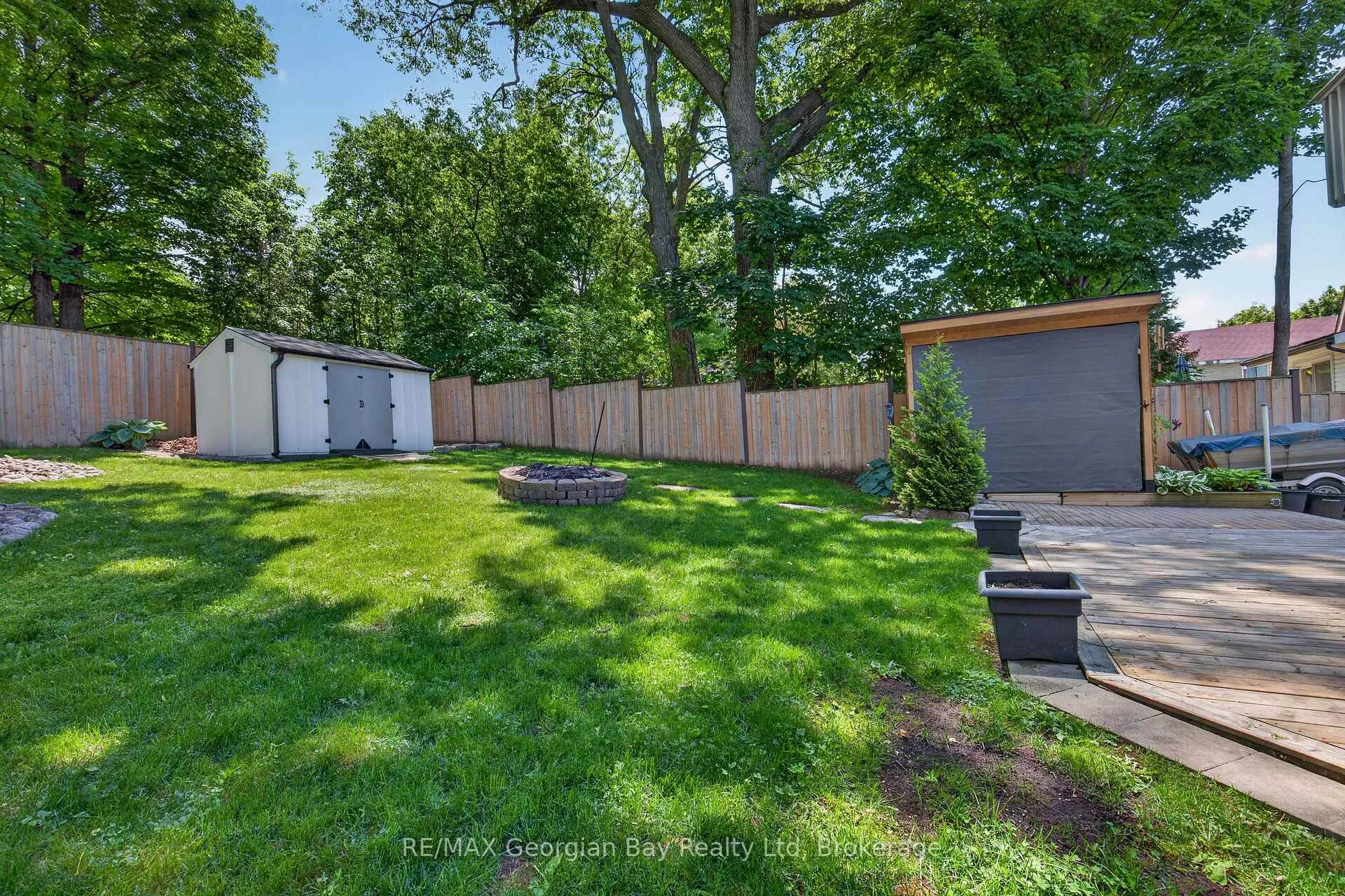 Photo 22 of 241 Donalda Street, Midland — HOMEH