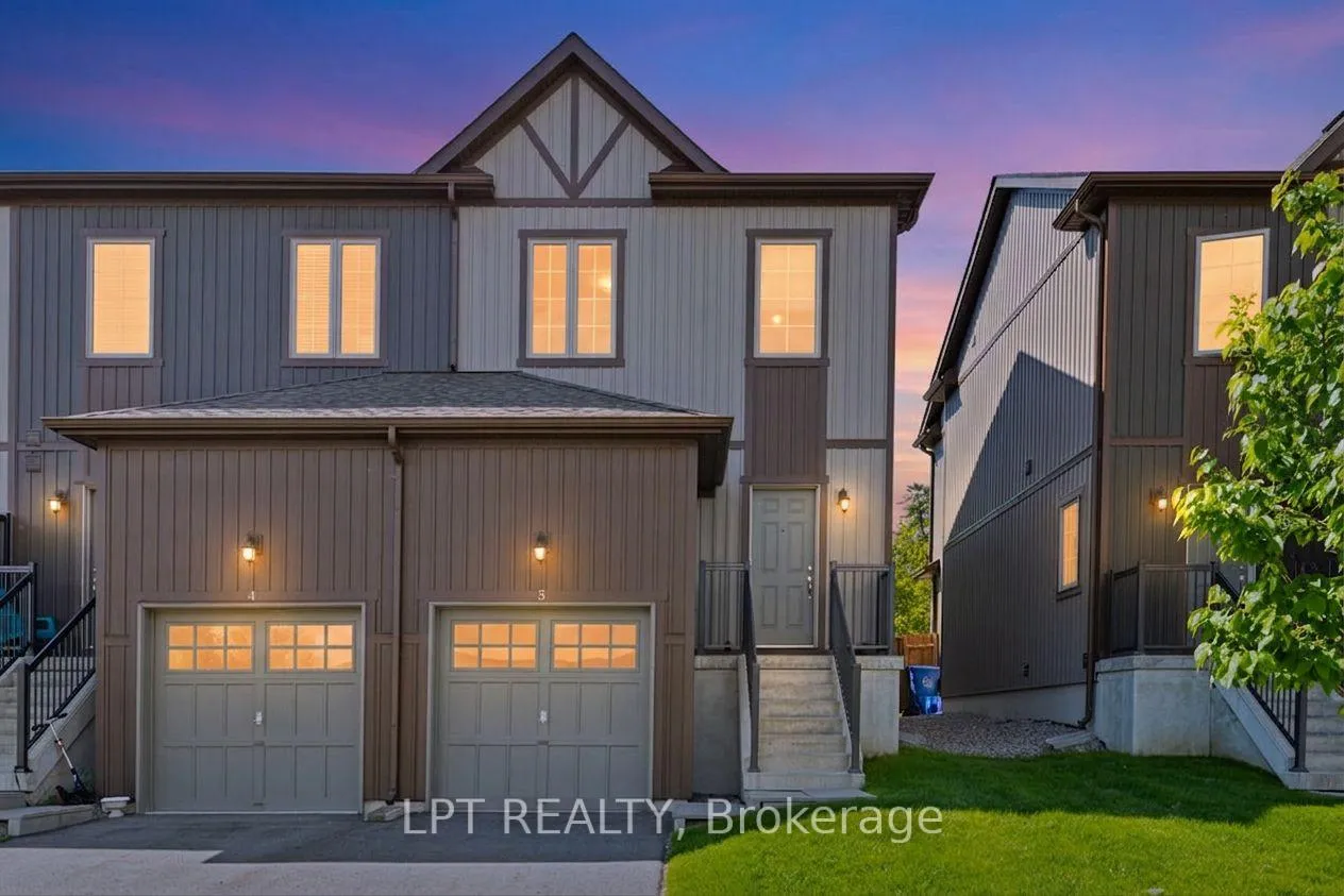 Photo 2 of Unit TH05, 110 Grew Boulevard, Georgina, Sutton & Jackson's Point — HOMEH