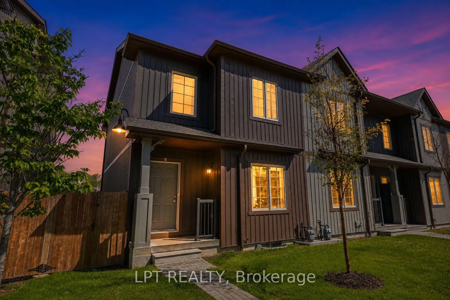 Photo 28 of Unit TH05, 110 Grew Boulevard, Georgina, Sutton & Jackson's Point — HOMEH
