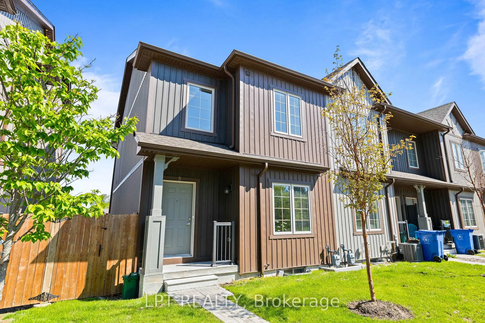 Photo 29 of Unit TH05, 110 Grew Boulevard, Georgina, Sutton & Jackson's Point — HOMEH