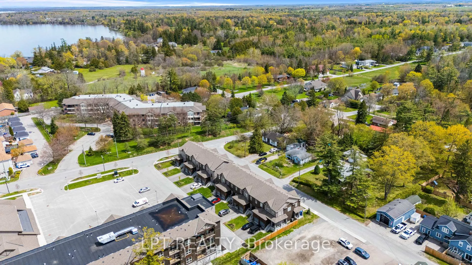 Photo 30 of Unit TH05, 110 Grew Boulevard, Georgina, Sutton & Jackson's Point — HOMEH