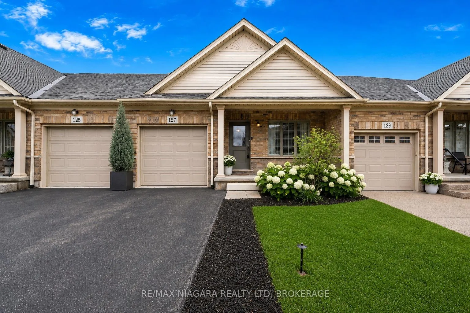 Front of 127 Acacia Road