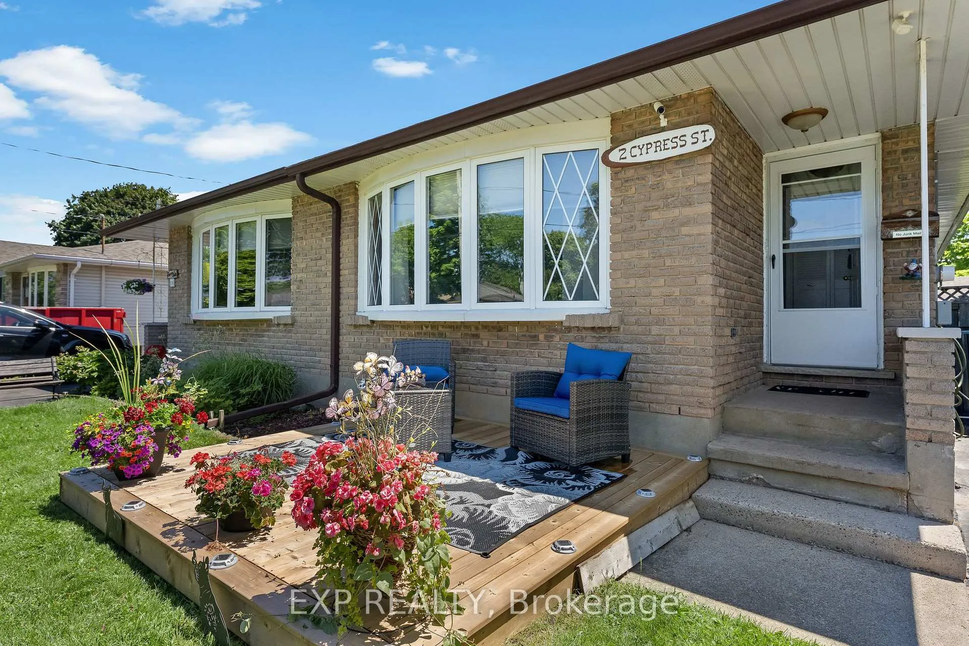 Photo 3 of 2 Cypress Street, St. Catharines, Lakeport — HOMEH
