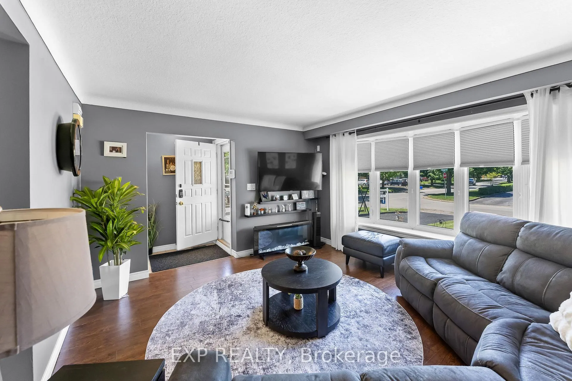 Photo 5 of 2 Cypress Street, St. Catharines, Lakeport — HOMEH