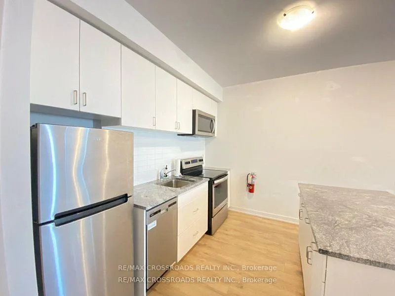 Photo 5 of Unit 15, 1720 Simcoe Street, Oshawa, Samac — HOMEH