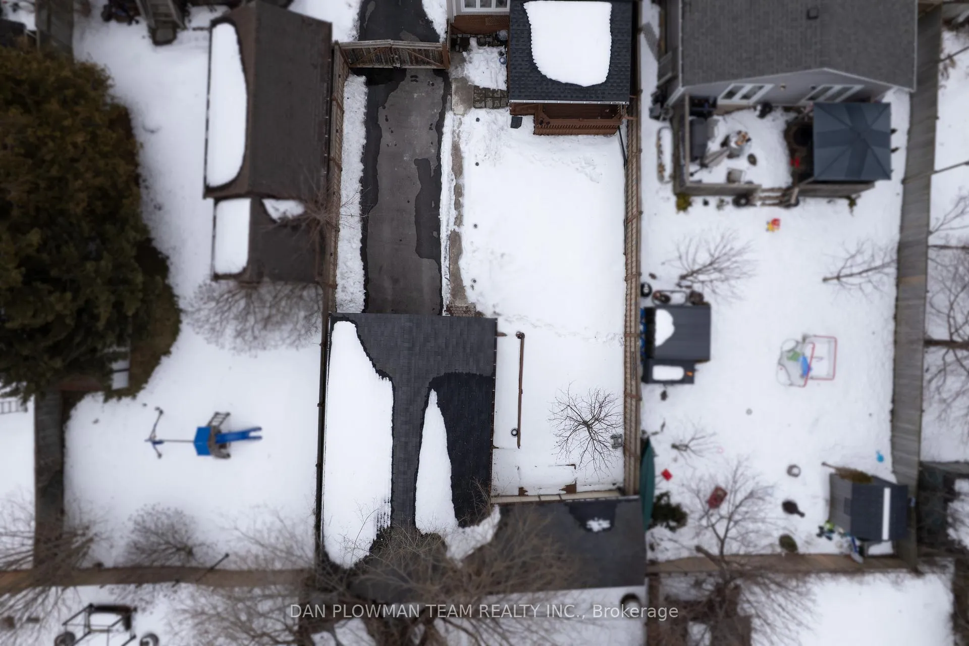 Photo 34 of 752 Douglas Street, Oshawa, Lakeview — HOMEH