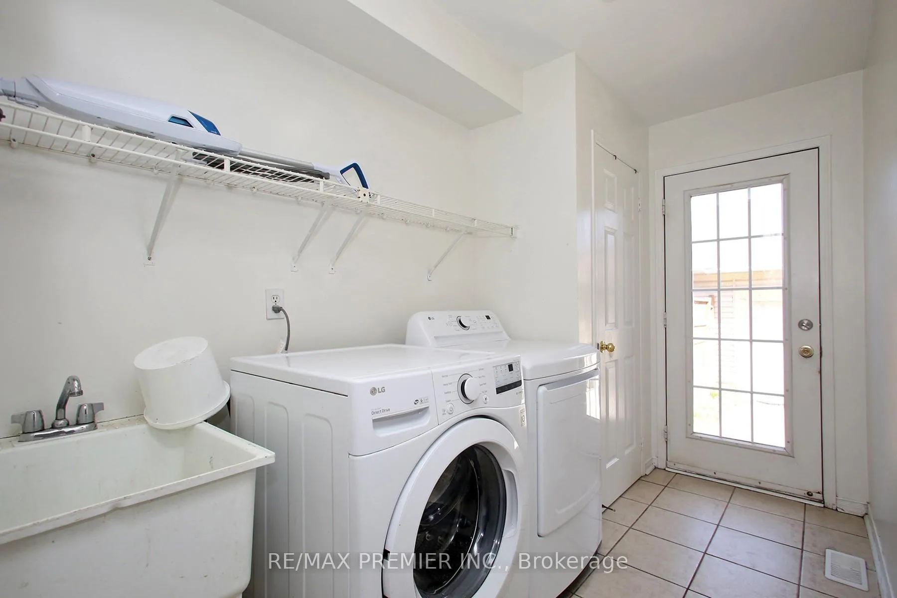 Photo 20 of 205 Equator Crescent, Vaughan, Vellore Village — HOMEH
