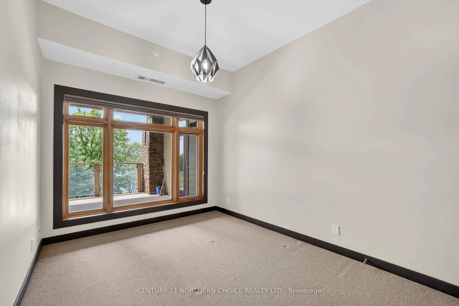 Photo 32 of Unit 103, 10 Forestry Bay, Kenora, Tunnel Island — HOMEH