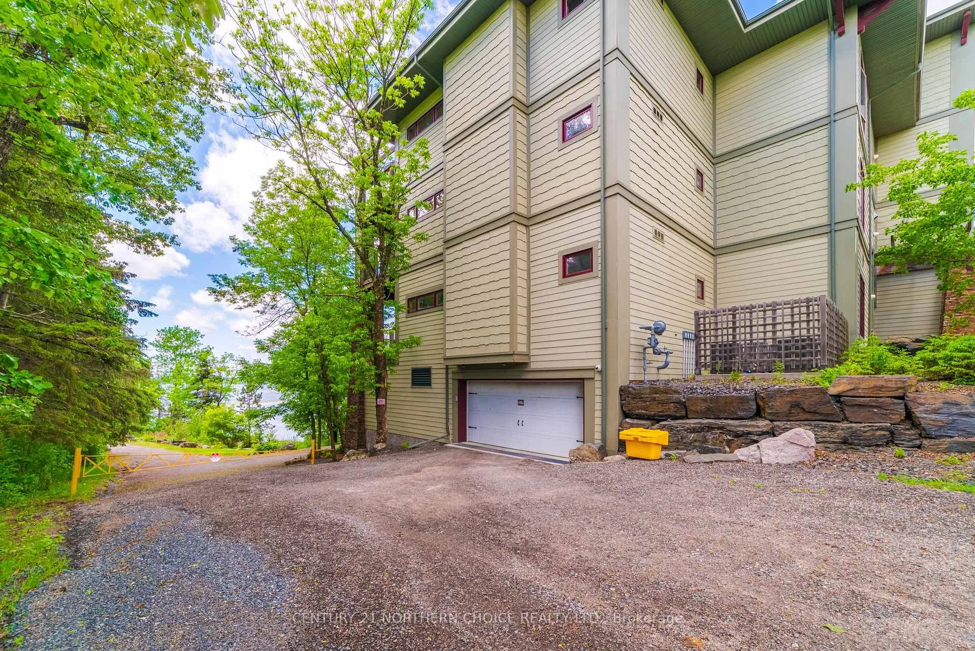 Photo 38 of Unit 103, 10 Forestry Bay, Kenora, Tunnel Island — HOMEH