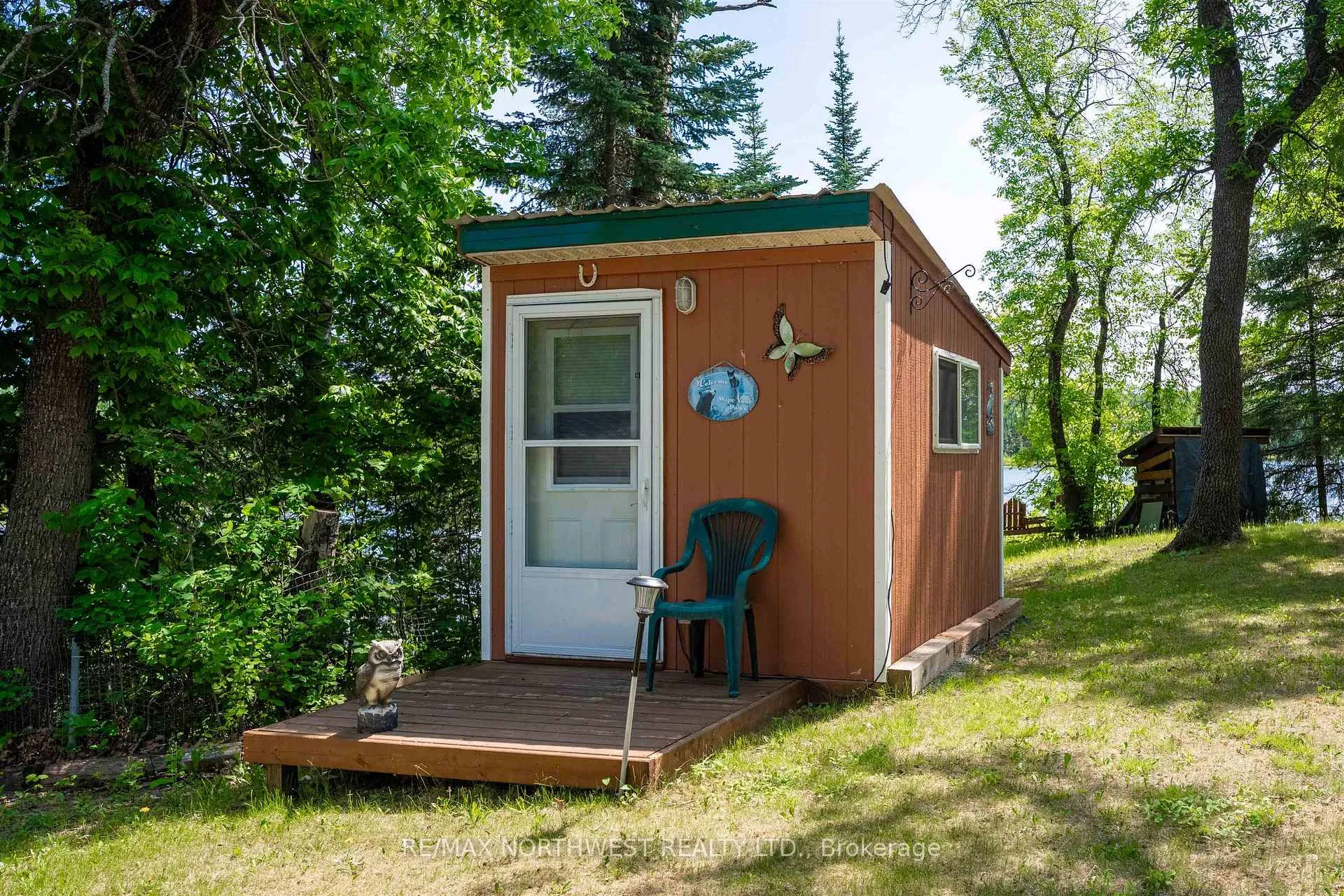 Photo 35 of 89 One to Nine Road, Kenora Remote Area, West of Kenora — HOMEH