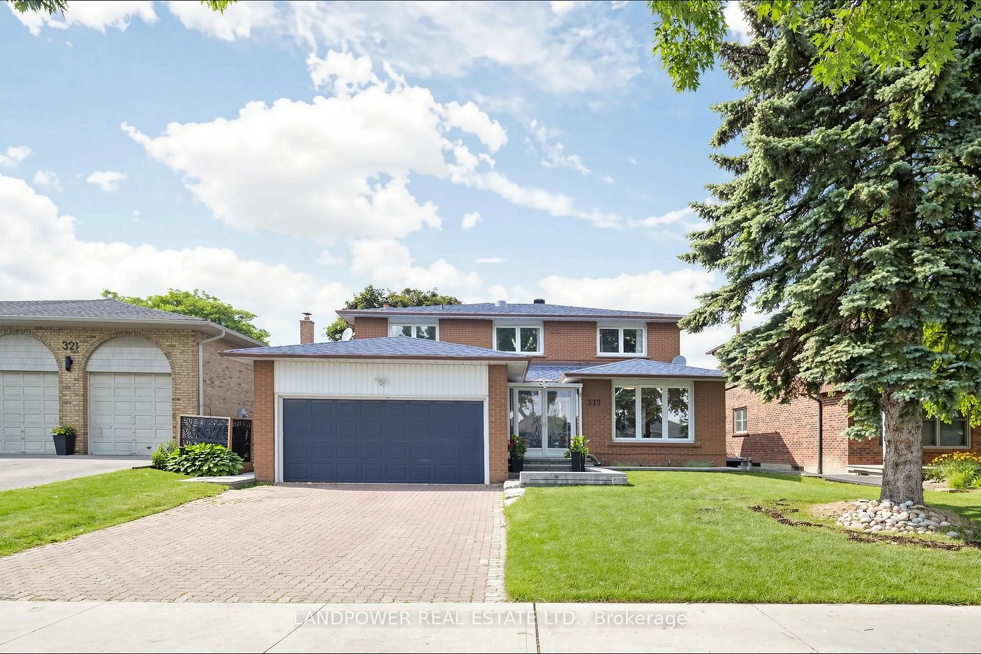 Front of 317 Paisley Boulevard W