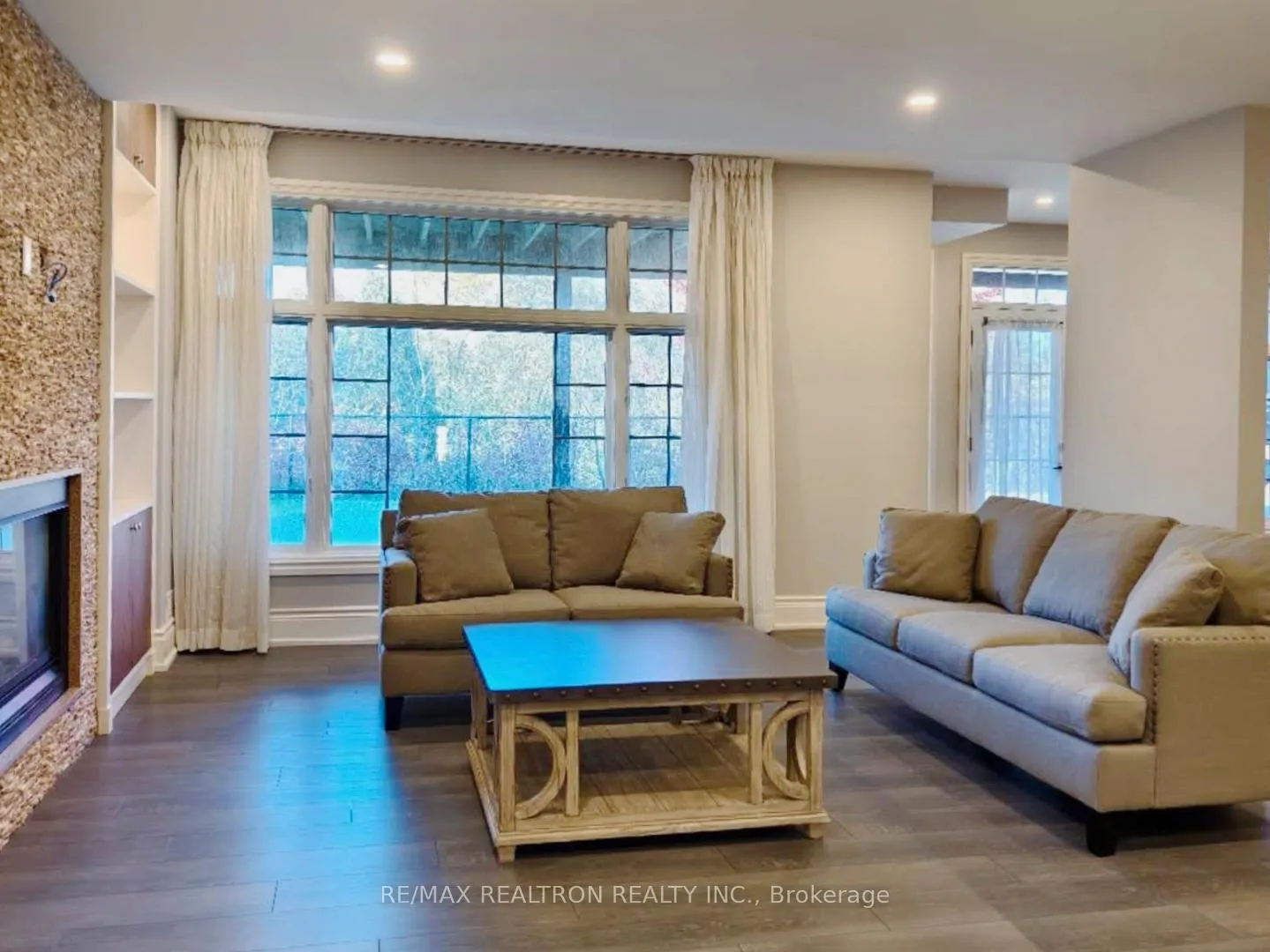 Photo 23 of 136 Angus Glen Boulevard, Markham, Angus Glen — HOMEH