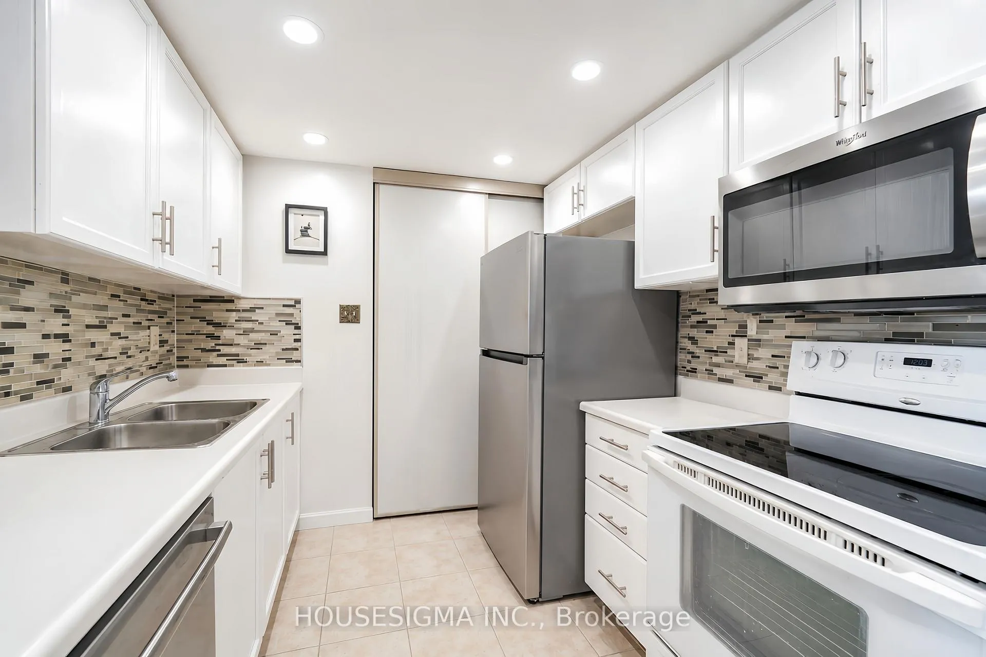 Photo 8 of Unit 1602, 5 Greystone Walk Drive, Scarborough, Kennedy Park — HOMEH