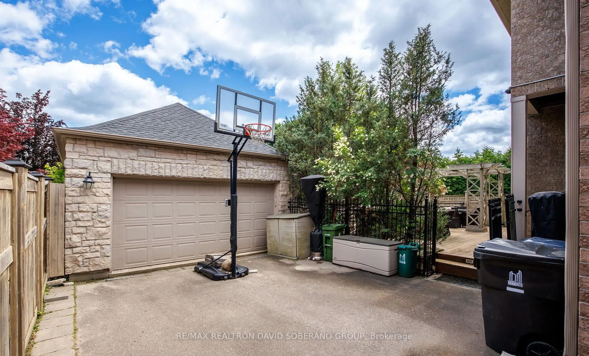 Photo 41 of 17 Marwill Street, North York, Clanton Park — HOMEH