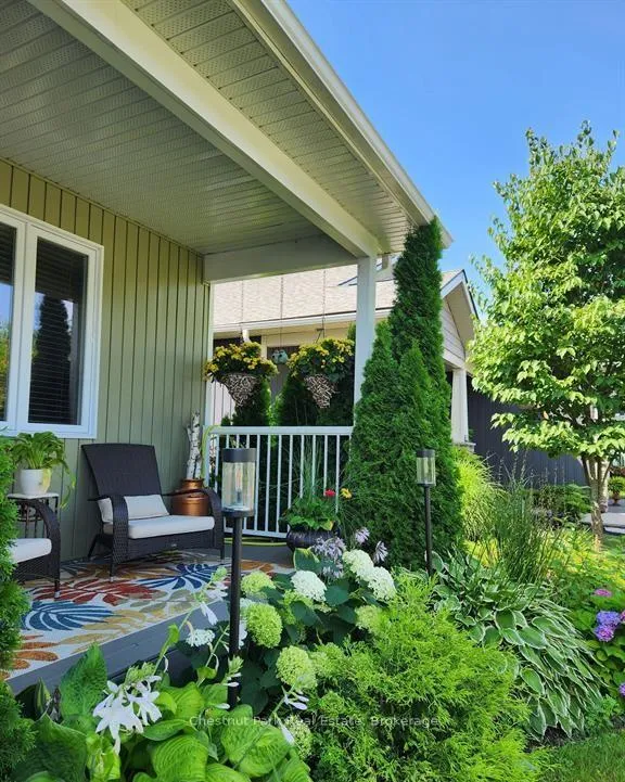 Photo 3 of 153 Pineridge Gate, Gravenhurst, Muskoka (S) — HOMEH