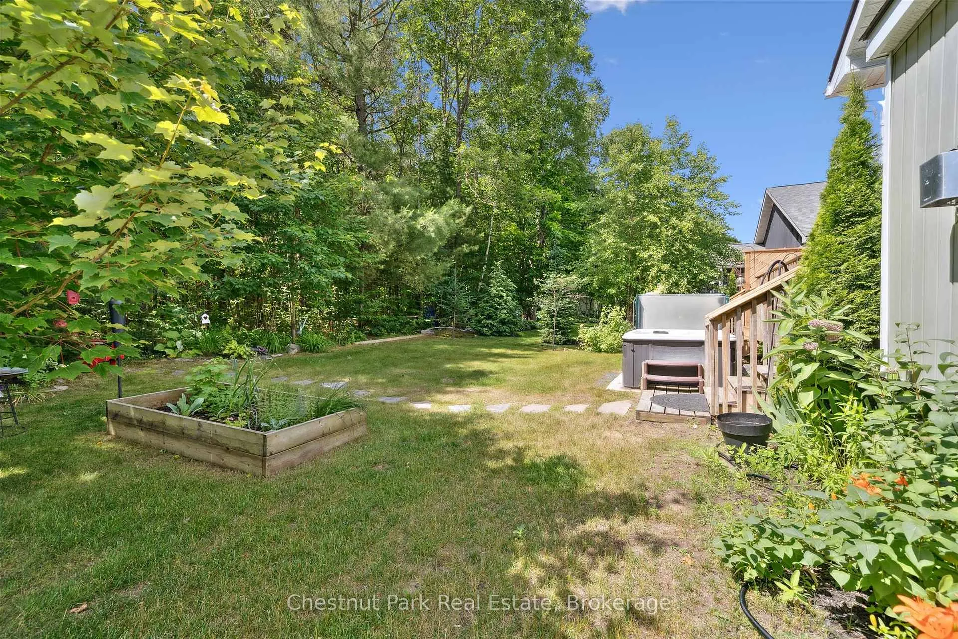Photo 39 of 153 Pineridge Gate, Gravenhurst, Muskoka (S) — HOMEH